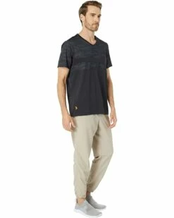 U.S. POLO ASSN. Shirts & Tops Short Sleeve V-Neck Color-Block Performance Tee 10 U.S. POLO ASSN. Shirts & Tops Short Sleeve V-Neck Color-Block Performance Tee -Valentino Garavani Sales Shop 61E8RGg3J1L. AC SR736920