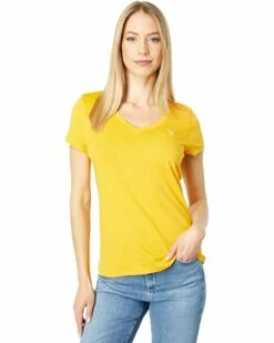 U.S. POLO ASSN. Shirts & Tops Iconic V-Neck Tee 41 U.S. POLO ASSN. Shirts & Tops Iconic V-Neck Tee -Valentino Garavani Sales Shop 71UXc3eTvL. AC SR736920