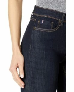U.S. POLO ASSN. Core Super Skinny Mid-Rise Stretch Denim Jeans in Classic Rinse -Valentino Garavani Sales Shop 81FZ34GAsUL. AC SR736920